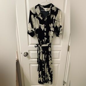 H&M Black and Cream Floral Long Sleeve Dress